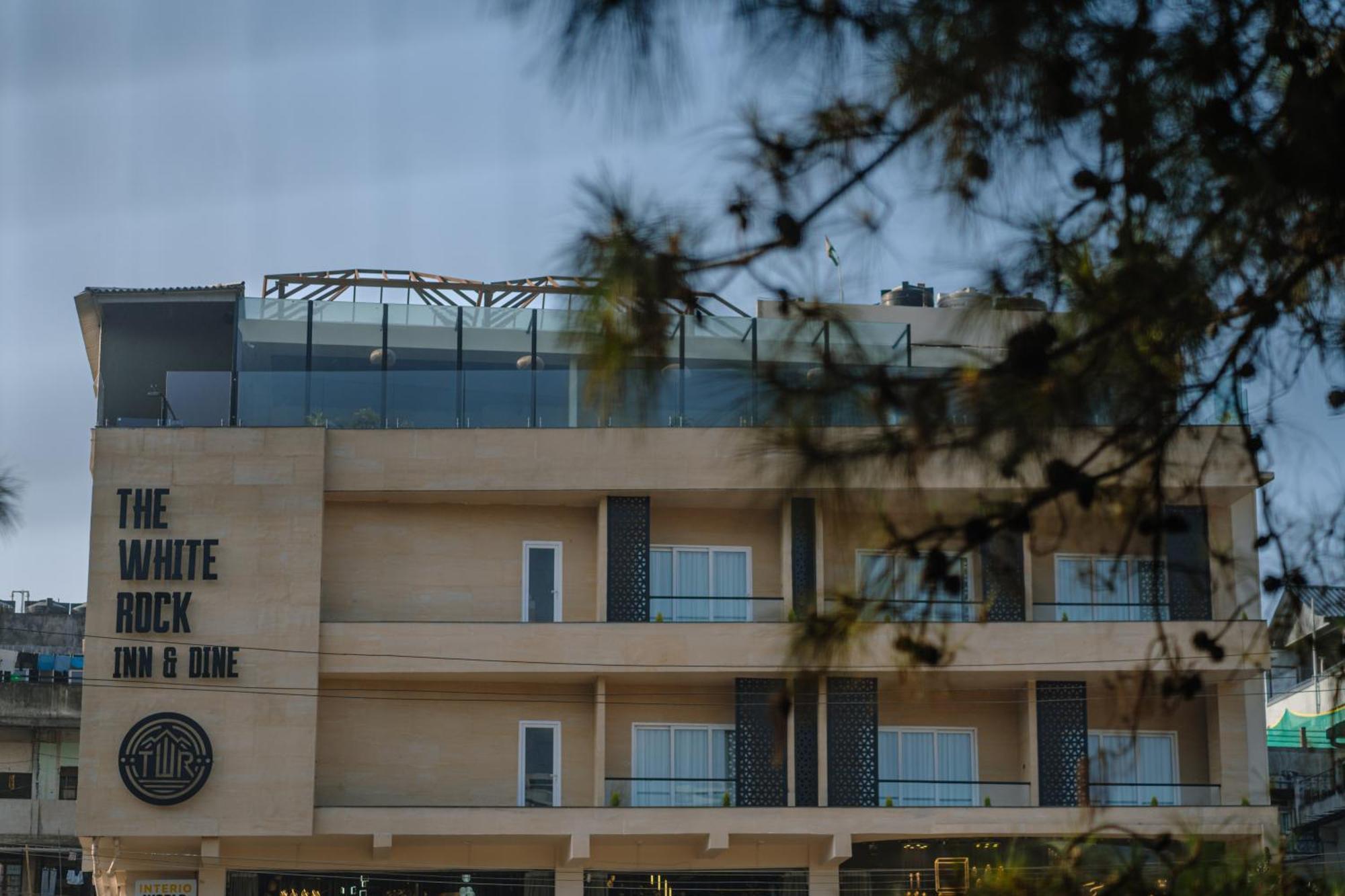 שילונג The White Rock Inn & Dine מראה חיצוני תמונה