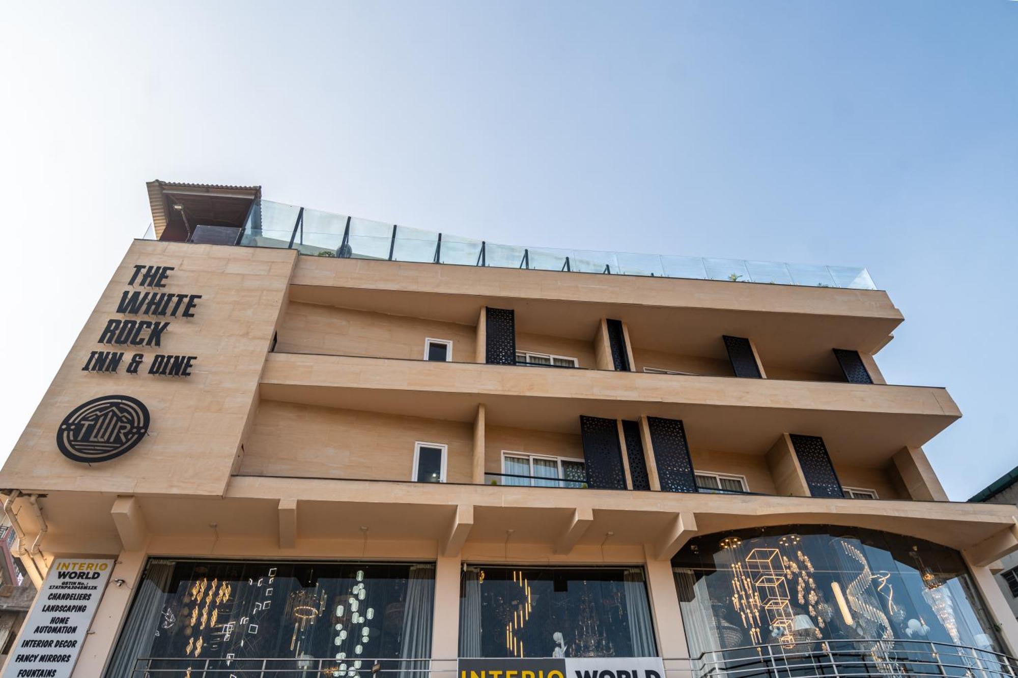 שילונג The White Rock Inn & Dine מראה חיצוני תמונה